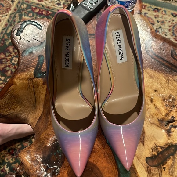Steve Madden Rainbow heels - Picture 6 of 9